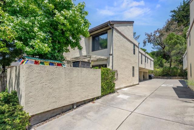 2005 Parrott Drive, San Mateo CA: https://media.crmls.org/mediaz/3ee39ad4-536a-4153-9358-364615849aa2.jpg