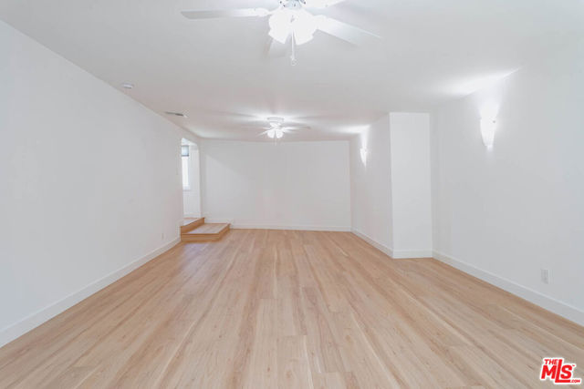 6627 Ranchito Avenue, Valley Glen CA: https://media.crmls.org/mediaz/3ee3b2d7-009a-44d9-870d-5c14cdcb4b4e.jpg