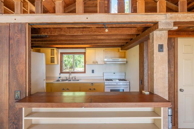 95 Corona Way, Carmel CA: https://media.crmls.org/mediaz/3ee547a3-1b20-4ba6-ae61-aca1c1f0e978.jpg