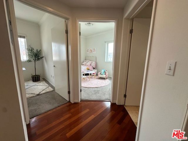 906 S Serrano Avenue, Los Angeles CA: https://media.crmls.org/mediaz/3ee5a344-dae9-45ca-8e8d-a3173ea0d901.jpg