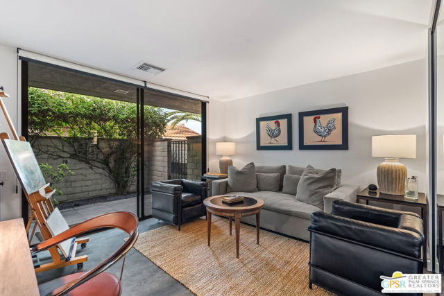 46 Princeton Drive, Rancho Mirage CA: https://media.crmls.org/mediaz/3ee6d5d1-d204-4f06-b8e2-53f03b521038.jpg