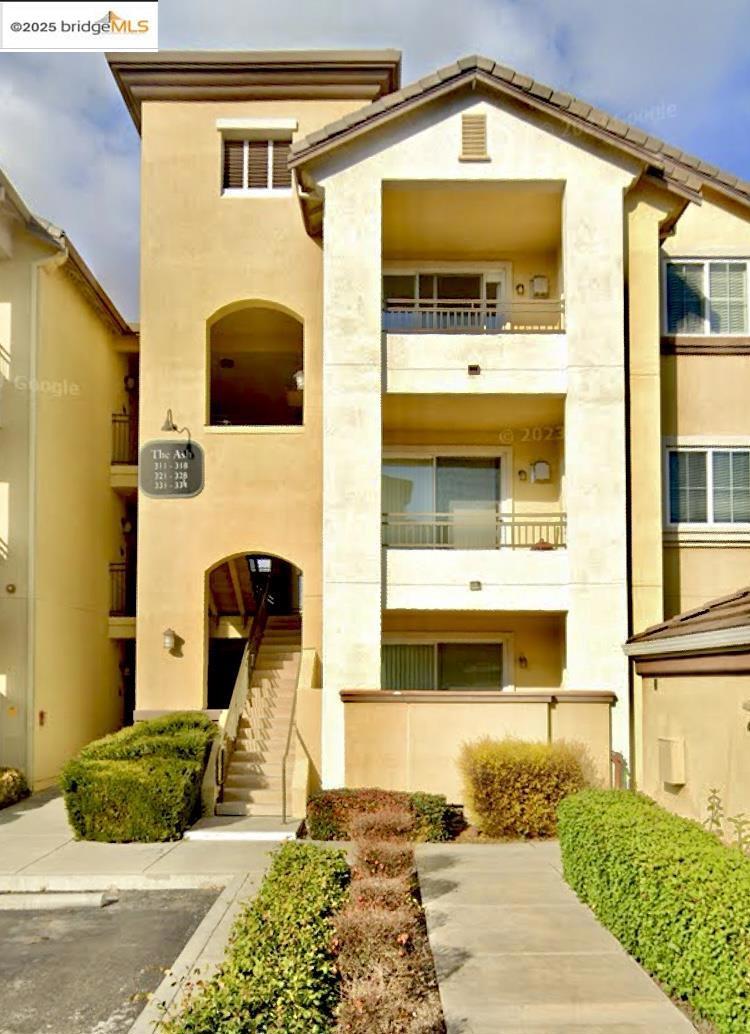 1360 Shady Lane #1012