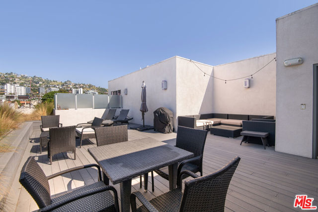 Roof Sundeck