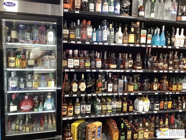 19345 Indian Canyon, Palm Springs CA: https://media.crmls.org/mediaz/3ee855c3-9c42-4d46-8643-48bf12b4a5d2.jpg