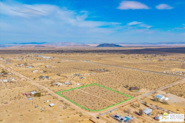 0 Perris Street, Yucca Valley CA: https://media.crmls.org/mediaz/3ee87c49-81f7-439a-8663-67f607a99ee3.jpg