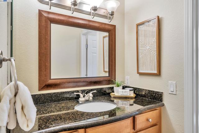 383 Eastridge Dr, San Ramon CA: https://media.crmls.org/mediaz/3ee9f5bc-b0a7-4b5d-b9ad-f549178d7760.jpg