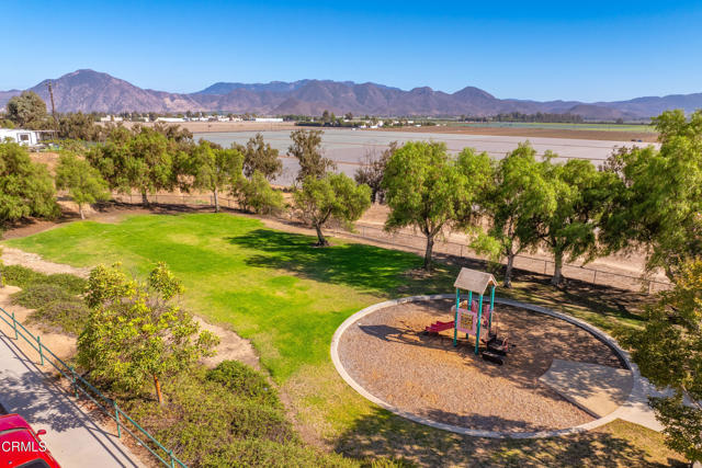 1529 La Verada Court, Camarillo CA: https://media.crmls.org/mediaz/3eeb0193-aba7-4fc5-95c5-06e6a9d4110f.jpg