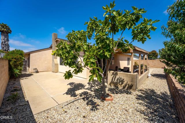 Detail Gallery Image 28 of 35 For 2020 Ironbark Dr, Oxnard,  CA 93036 - 4 Beds | 2 Baths