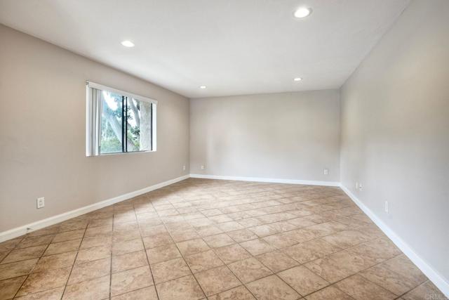 3796 San Ramon # 51, Oceanside, California 92057, 2 Bedrooms Bedrooms, ,1 BathroomBathrooms,Residential Lease,For Rent,3796 San Ramon # 51,CRNDP2506811