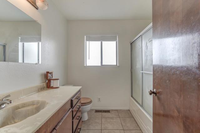 2854 Illinois Avenue, Corning CA: https://media.crmls.org/mediaz/3eecb377-547c-4931-bac0-c0775c5bb5c4.jpg