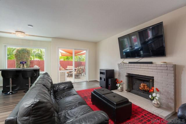 Image 13 of 32 For 14383 La Harina Ct