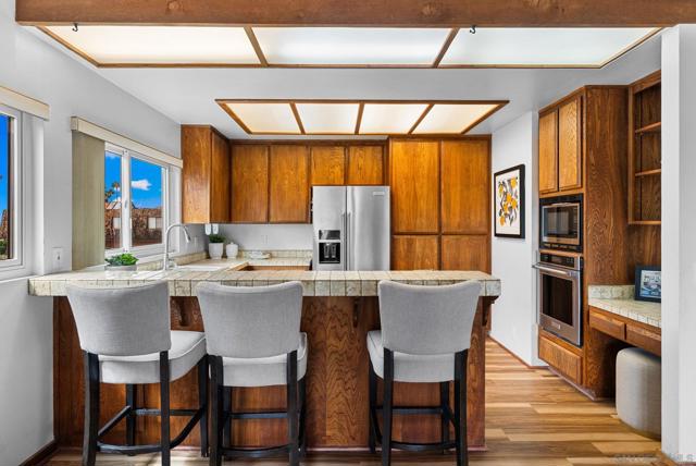 315 Colima Court, La Jolla CA: https://media.crmls.org/mediaz/3eedde46-0020-4227-9301-8de1077cb3e2.jpg