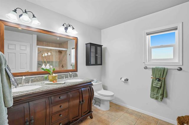 Detail Gallery Image 9 of 28 For 5268 Don Valdez Drive, Carlsbad,  CA 92010 - 2 Beds | 2 Baths