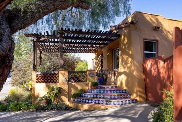 Detail Gallery Image 1 of 54 For 1603 Felton St, San Diego,  CA 92102 - 3 Beds | 2 Baths