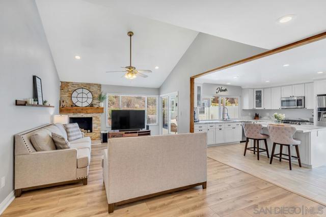 13533 Mora Cir, Poway CA: https://media.crmls.org/mediaz/3eee90ab-564b-4a1f-9d51-fa810a4f47f3.jpg