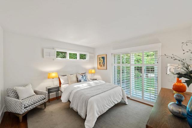 1634 Hollingsworth Drive, Mountain View CA: https://media.crmls.org/mediaz/3eee93d6-d986-4322-97d7-844ac459fa63.jpg