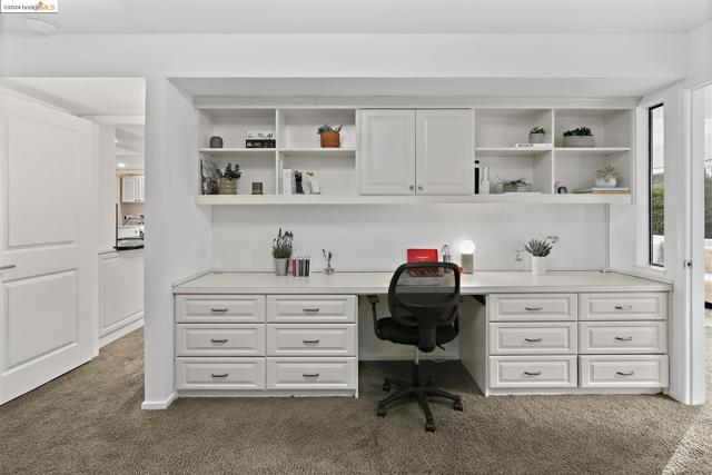 Image 22 of 53 For 545 Pierce St  2207