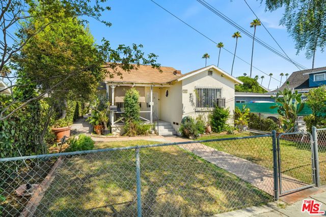 414 N Ditman Avenue, Los Angeles CA: https://media.crmls.org/mediaz/3ef033e9-8cd4-41a5-9b20-b603570fc74e.jpg