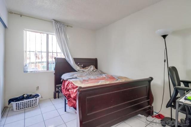 201 Treewood Street, San Diego CA: https://media.crmls.org/mediaz/3ef0e3c1-eb6e-4df6-a07c-9dde90334175.jpg