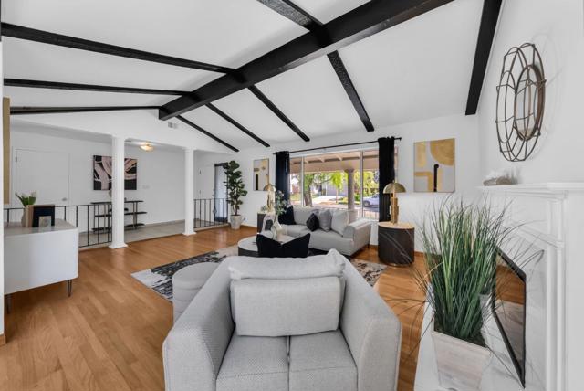5665 Comanche Drive Drive, San Jose CA: https://media.crmls.org/mediaz/3ef16abf-df3e-4870-b1c6-e3fd8656d86a.jpg