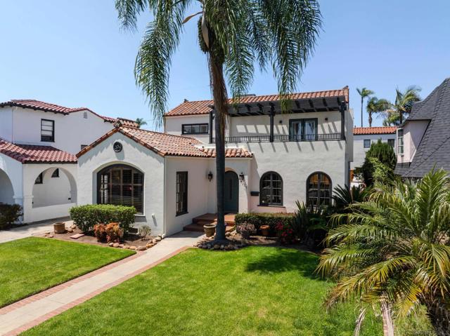 4374 Adams Ave, San Diego CA: https://media.crmls.org/mediaz/3ef1a3ee-f2ce-4739-9a24-c506b2b469b2.jpg