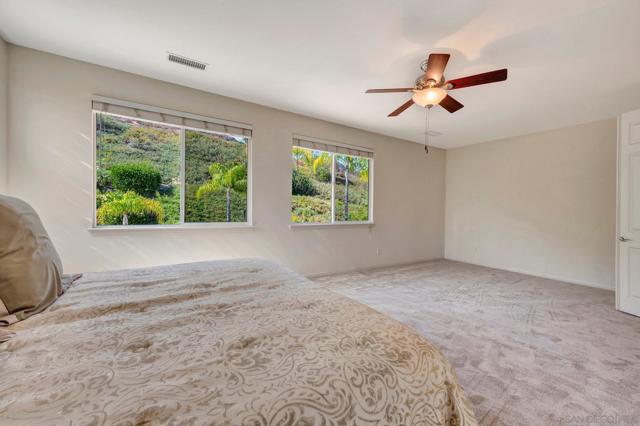 23860 Hollingsworth Dr, Murrieta CA: https://media.crmls.org/mediaz/3ef2540b-da76-4150-a9f0-1deb1dbec5d6.jpg