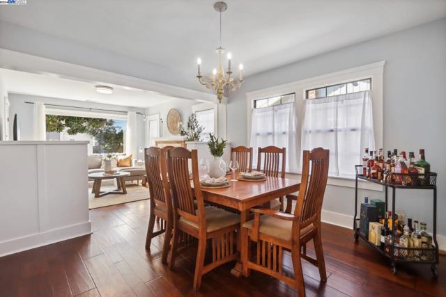 Image 10 of 30 For 22182 Montgomery St