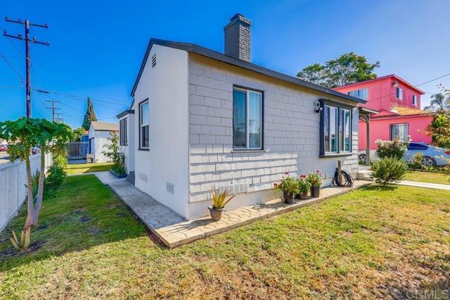 Detail Gallery Image 5 of 25 For 900 W Brazil St, Compton,  CA 90220 - 3 Beds | 1 Baths