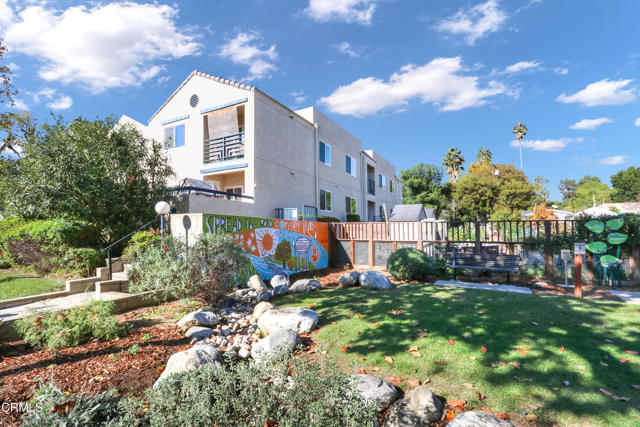 Detail Gallery Image 22 of 24 For 1018 Magnolia #F,  South Pasadena,  CA 91030 - 2 Beds | 2 Baths