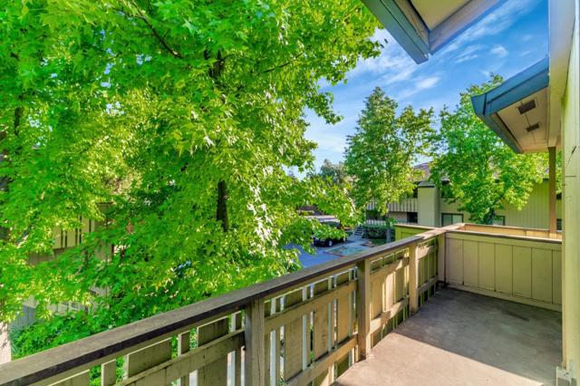 1440 Alma Loop, San Jose CA: https://media.crmls.org/mediaz/3ef4f89b-779b-4525-adfd-6bbccf672101.jpg