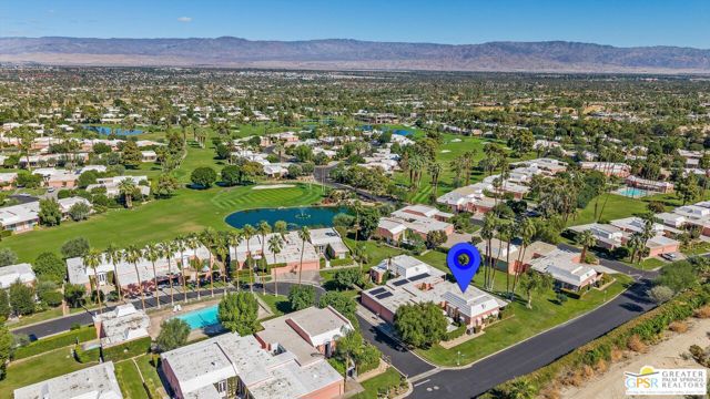 47392 Jadida Avenue, Palm Desert CA: https://media.crmls.org/mediaz/3ef5a61c-528e-43e3-ad90-dbce31620e38.jpg