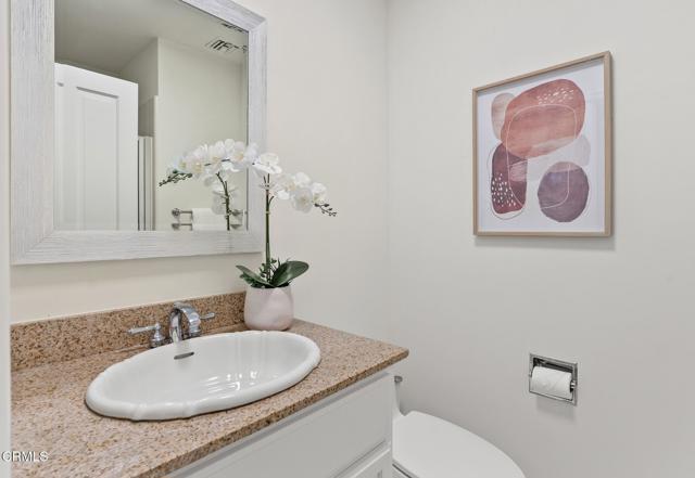Detail Gallery Image 26 of 45 For 2596 Wallingford Dr, Beverly Hills,  CA 90210 - 4 Beds | 3/1 Baths