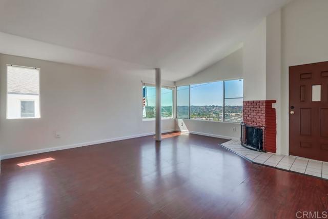 Detail Gallery Image 12 of 50 For 1319 Grand Ave, Spring Valley,  CA 91977 - 3 Beds | 2 Baths