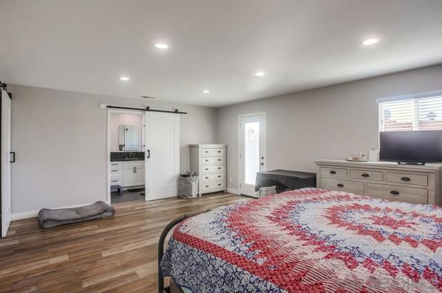 2035 Camino Cantera, Vista CA: https://media.crmls.org/mediaz/3efa2525-101b-4ade-956c-ce1efb4c2288.jpg