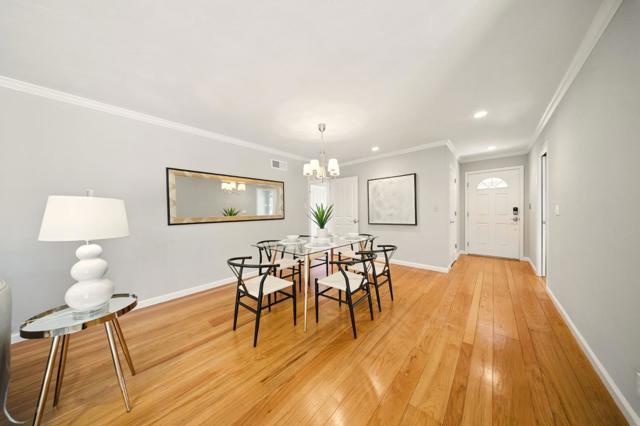 1079 Brighton Place, Mountain View CA: https://media.crmls.org/mediaz/3efab395-da41-4399-b774-9c813652a0de.jpg