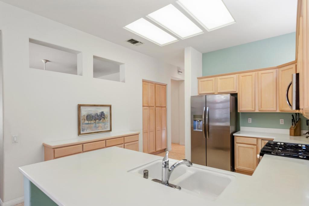 MLS #219132525DA image #12