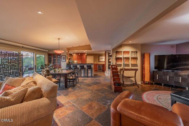 Detail Gallery Image 4 of 37 For 358 Sunset Ct, Oak View,  CA 93022 - 4 Beds | 3/1 Baths