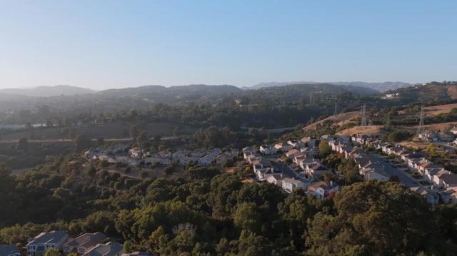 22659 Canyon Terrace Drive, Castro Valley CA: https://media.crmls.org/mediaz/3efd5464-708e-4235-8ce3-fc399ae17a70.jpg