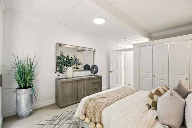 747 De Soto Drive, Palo Alto CA: https://media.crmls.org/mediaz/3efdef9c-0f98-4c31-b256-9e9b9c47bee6.jpg
