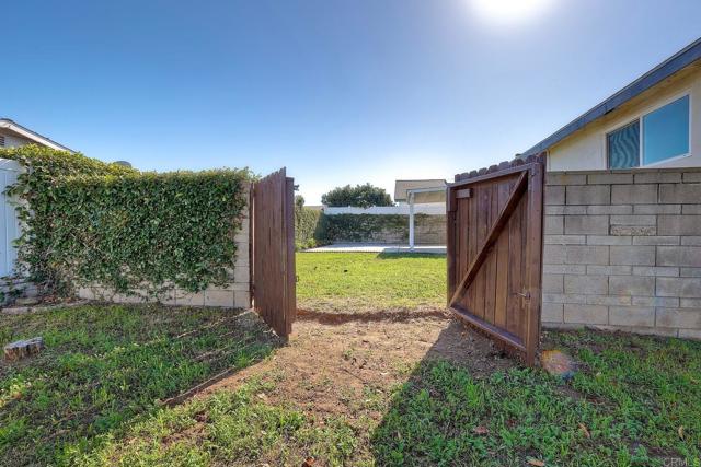 Detail Gallery Image 36 of 48 For 3895 Hatton St, San Diego,  CA 92111 - 4 Beds | 2 Baths