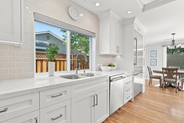 325 Crestview Drive, Santa Clara CA: https://media.crmls.org/mediaz/3efff4a9-d500-4791-abd7-085b58c0771a.jpg