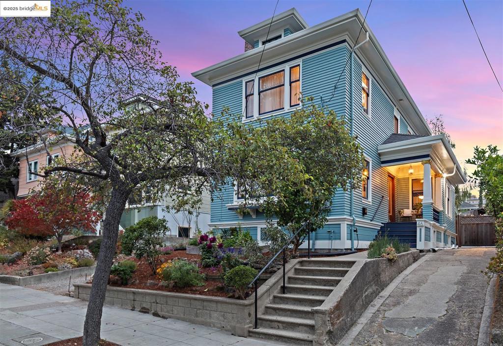 46 Montell St