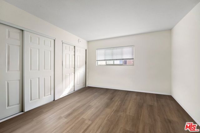 3321 Keystone Avenue, Los Angeles CA: https://media.crmls.org/mediaz/3f00b044-bd27-4bfc-8fac-11d5d785a4c2.jpg