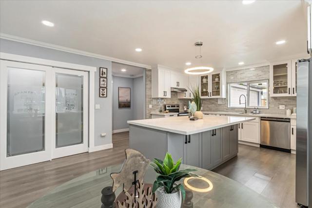 833 E Hedding Street, San Jose CA: https://media.crmls.org/mediaz/3f01fe05-82c3-4631-a828-2b211e071027.jpg