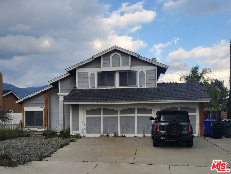 2264 Stanford Street, San Bernardino, CA 92407