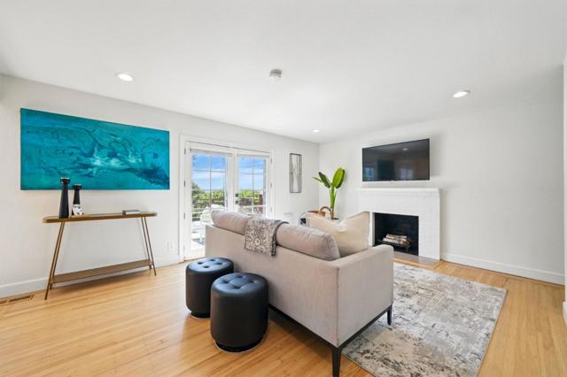6532 Claremont Avenue, Richmond CA: https://media.crmls.org/mediaz/3f02d0b4-3ed4-4e02-98ba-a1cba18c24fa.jpg