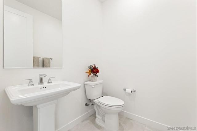 6513 Fischer Way, San Diego CA: https://media.crmls.org/mediaz/3f02eba2-3e55-4475-afcc-bed2f2149e07.jpg