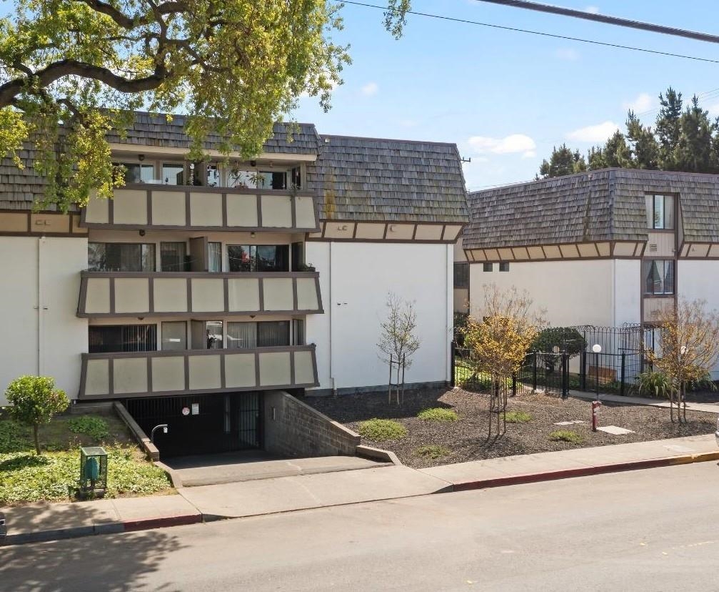 1550 Bancroft Ave #112