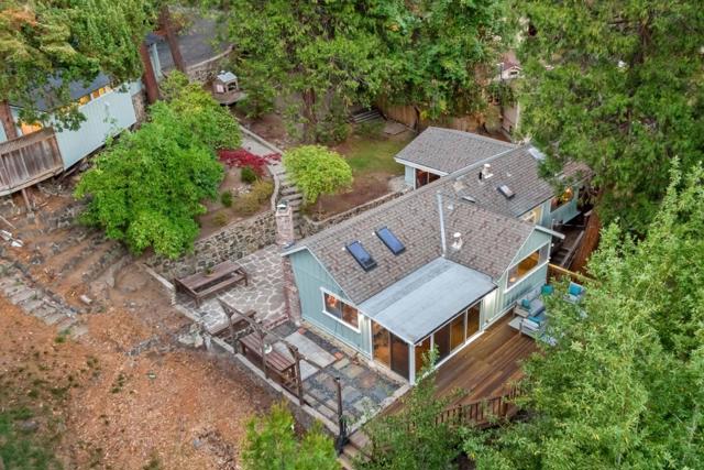 1019 Los Trancos Road, Portola Valley CA: https://media.crmls.org/mediaz/3f031969-0eed-4117-b8e2-4db1b49e1787.jpg