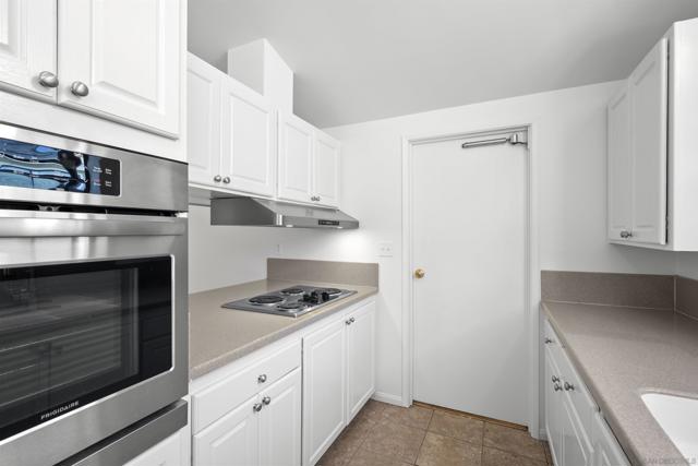 9265 Overton Ave, San Diego CA: https://media.crmls.org/mediaz/3f04050a-28d5-4e02-a5eb-cfc5af0a142f.jpg